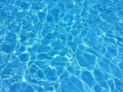Allez à la piscine Aquavatina photo