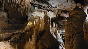Pique-niquer à la Grotte de Tourtoirac photo